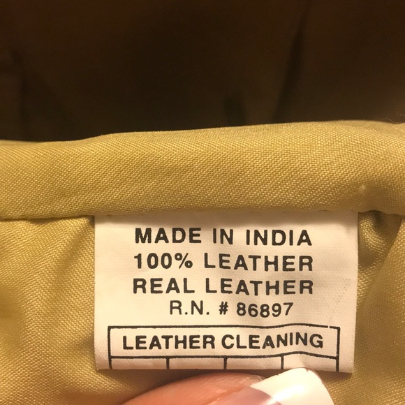 Vest - Picture 3 of 3